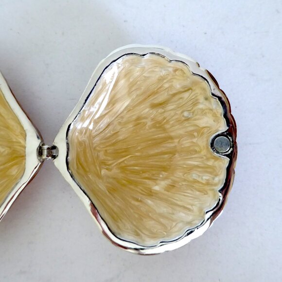 ENAMELED BEJEWELED CLAM SEA SHELL OCEAN TRINKET BOX (NEW IN BOX) - Picture 10 of 11